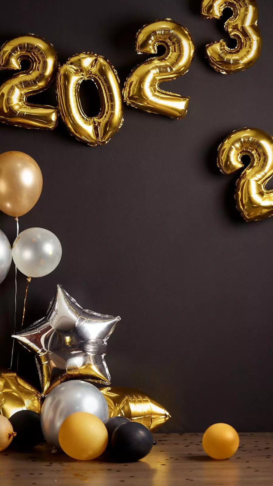 10 Best New Year’s Eve Decorations to Welcome 2023