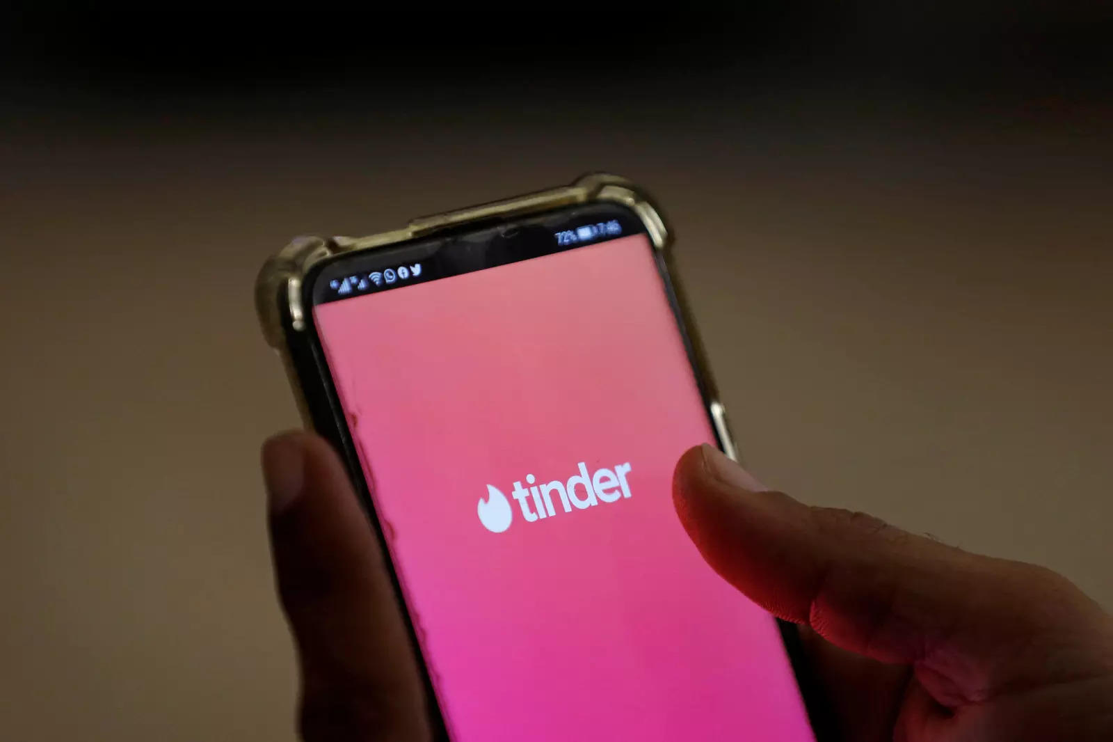 Tinder owner Match to lay off about 8% staff after downbeat forecast