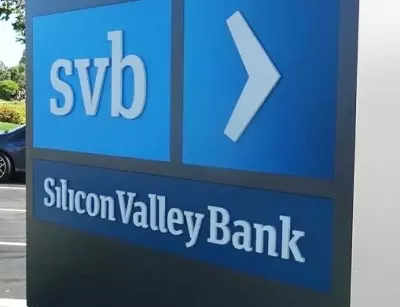 SVB’s fall stunned even the one stock analyst who recommended sell