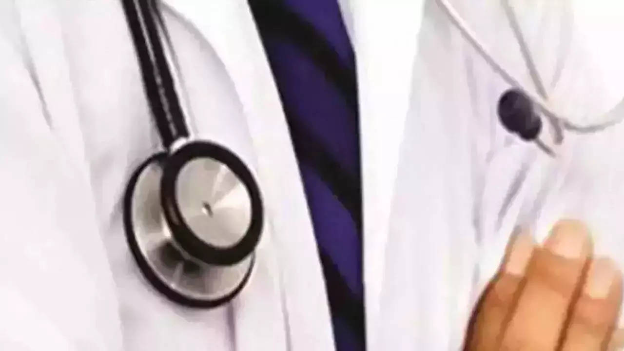 More than 1,700 newly-inducted health workers to get appointment letters in Gujarat
