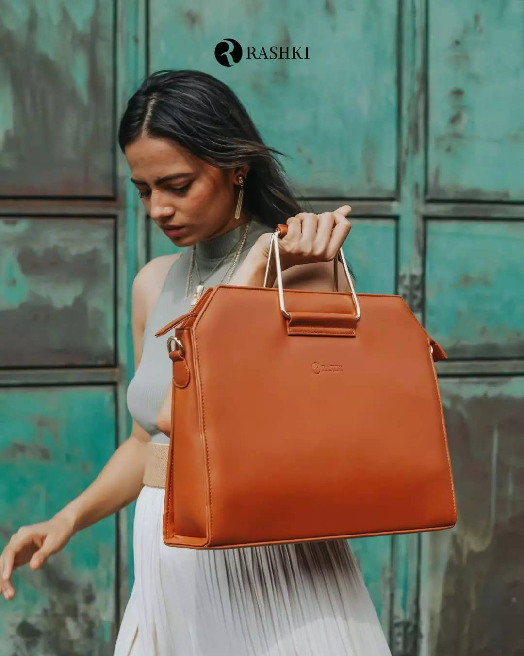 Buy Executive Laptop Bag for women in India (Black) | Tan & Loom