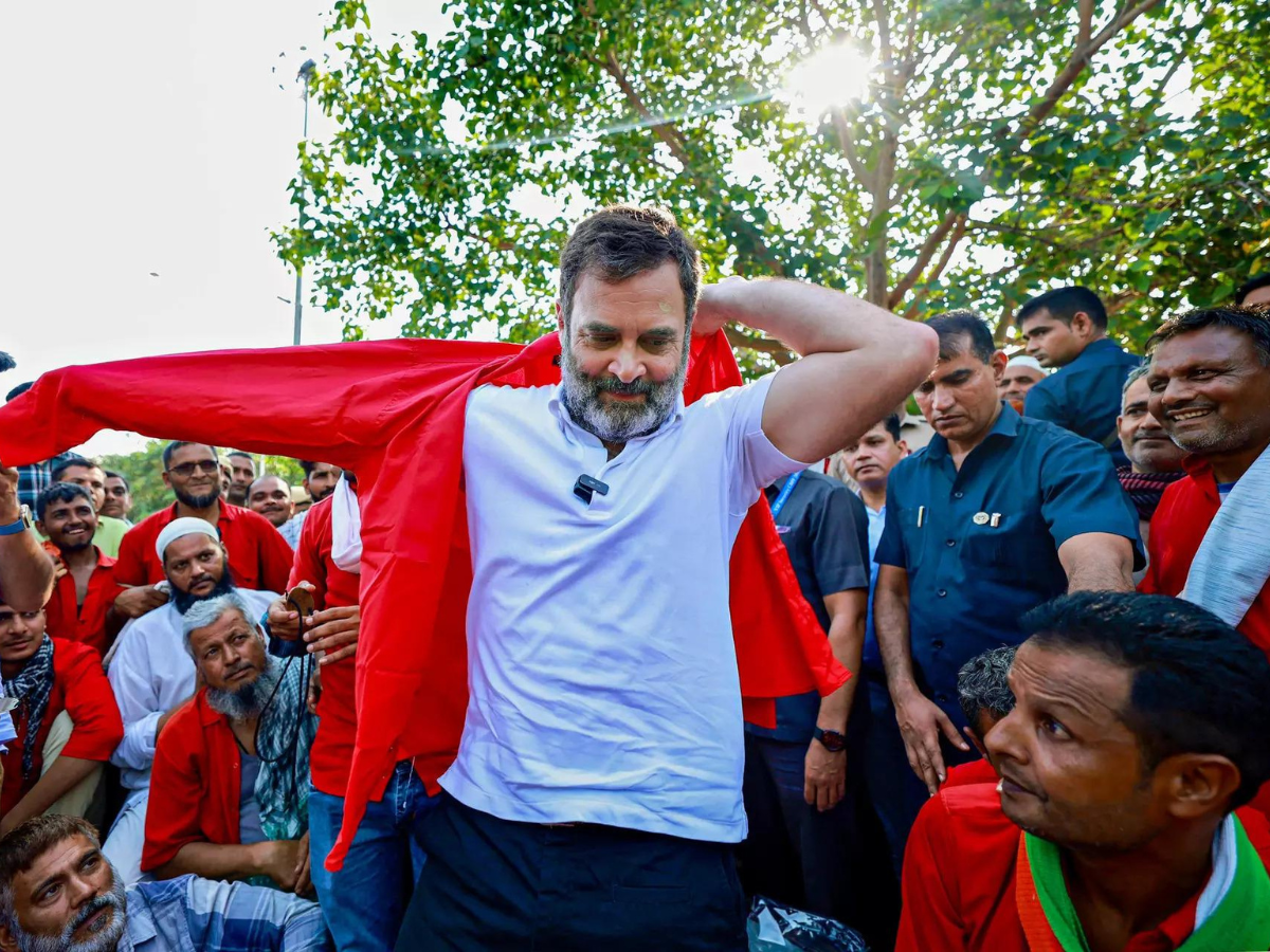 Rahul Gandhi shares video of interaction with porters, flags 'record unemployment', 'back-breaking' inflation 