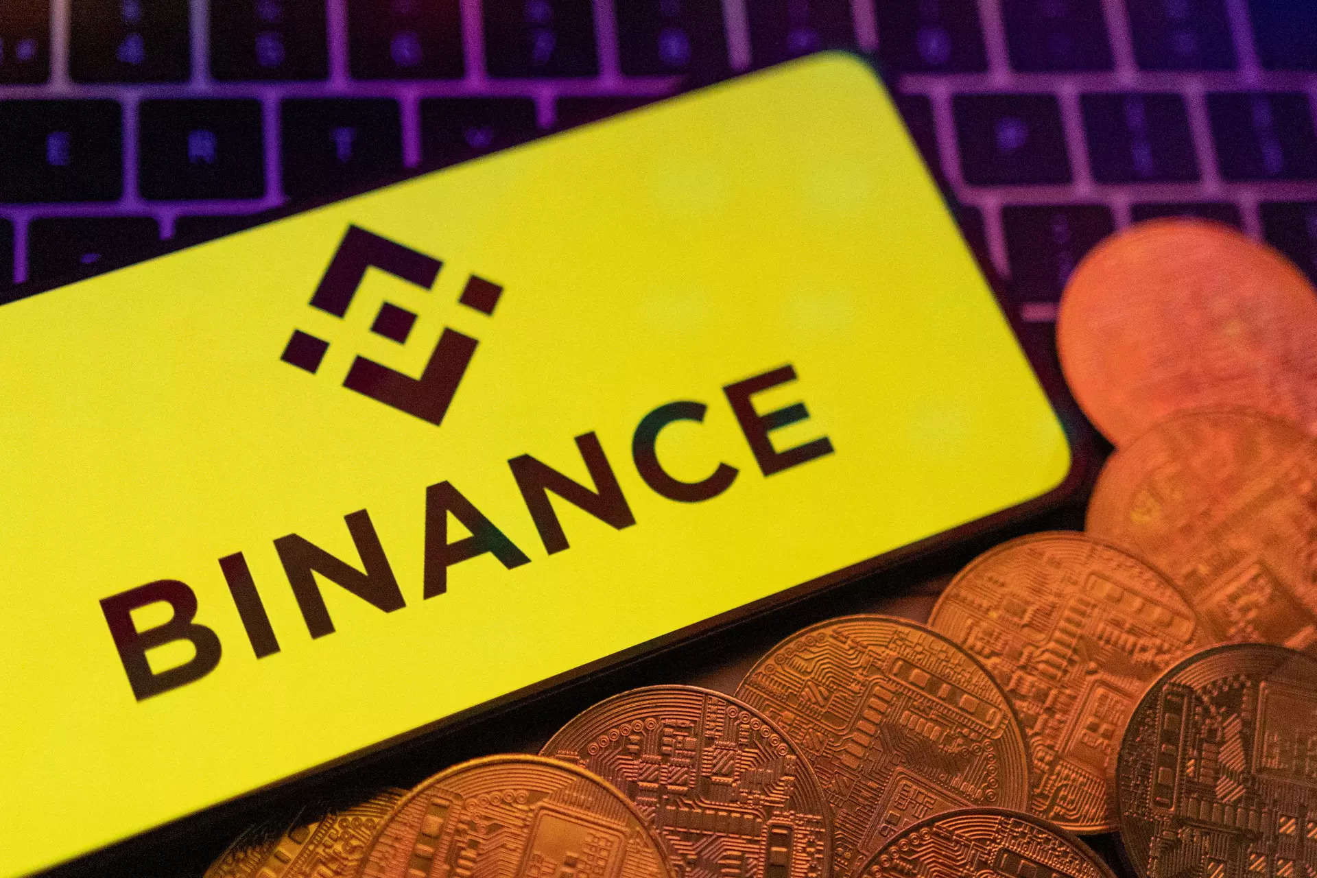 Binance to sell Russia business to crypto exchange CommEX 