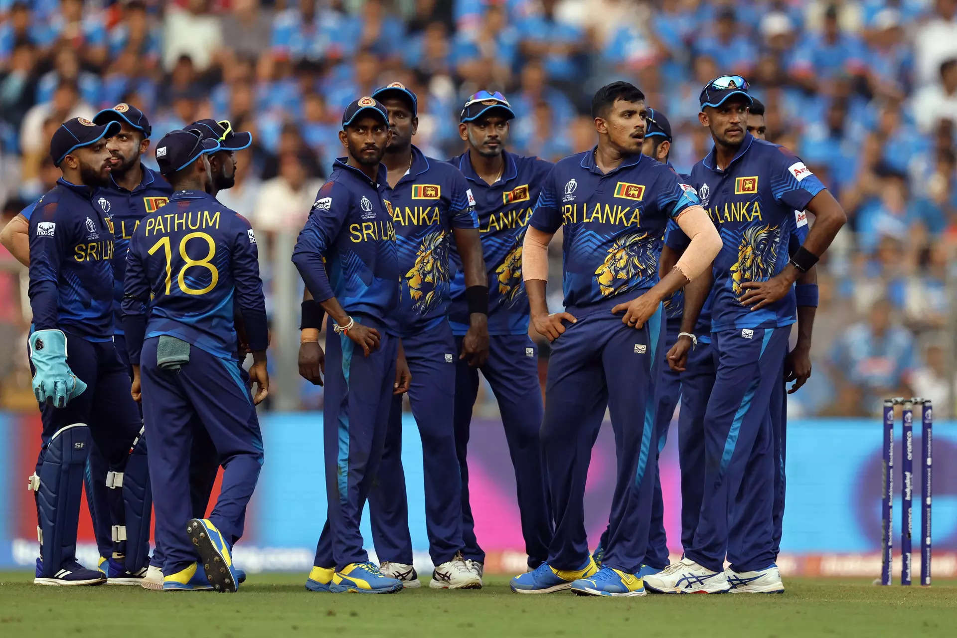 Sri Lanka sports minister sacks cricket board 