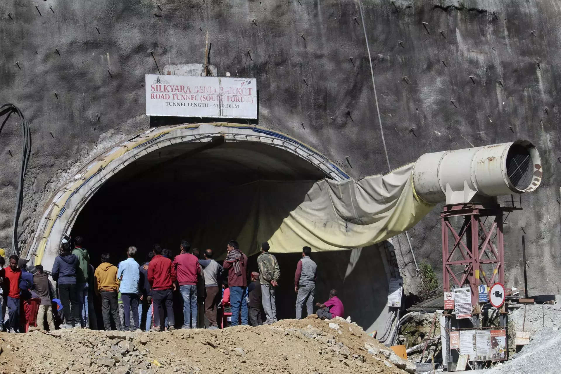 Uttarkashi Tunnel Crash: Rescue teams to focus on five new plans to rescue 41 men trapped inside 