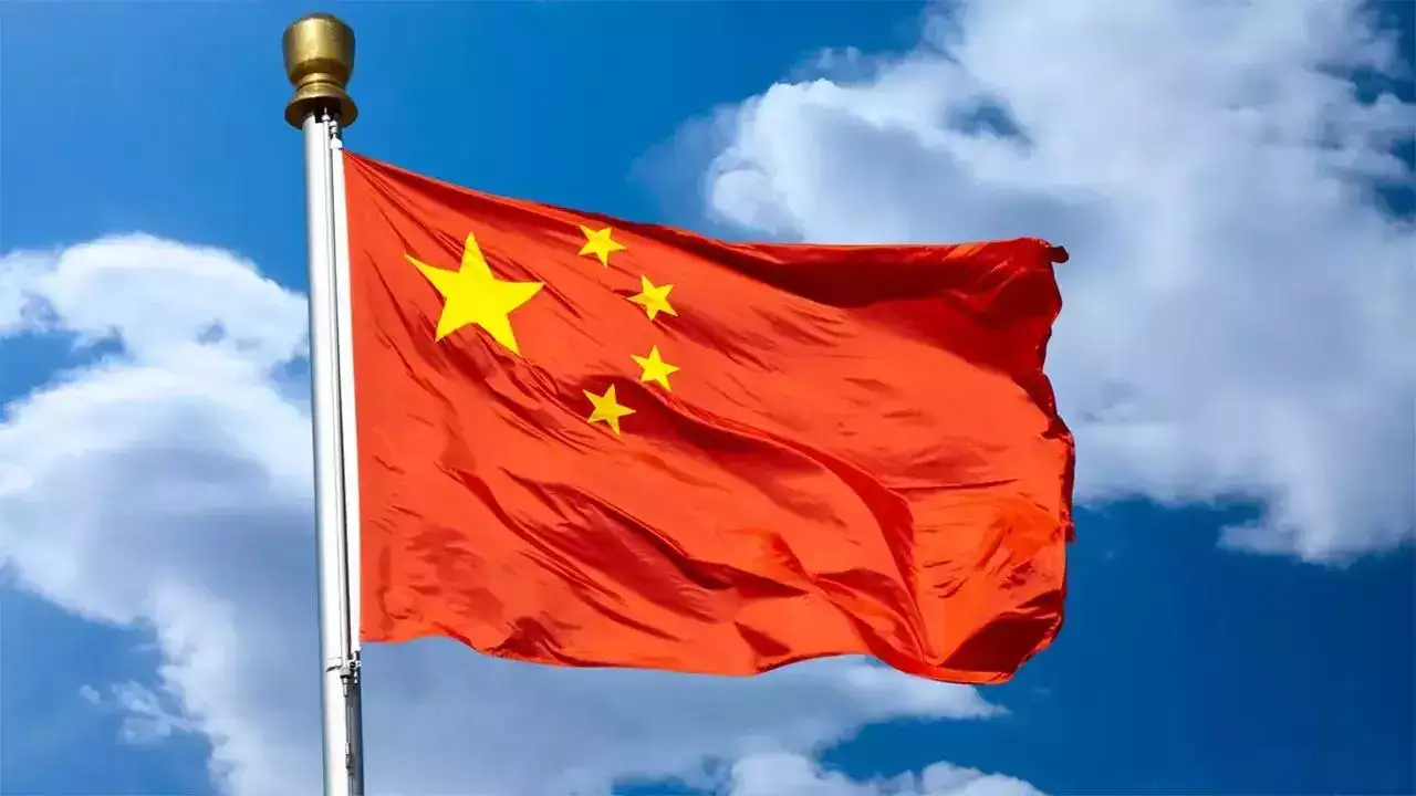 philippines: Philippines says more than 135 Chinese boats ‘swarming’ reef off its coast