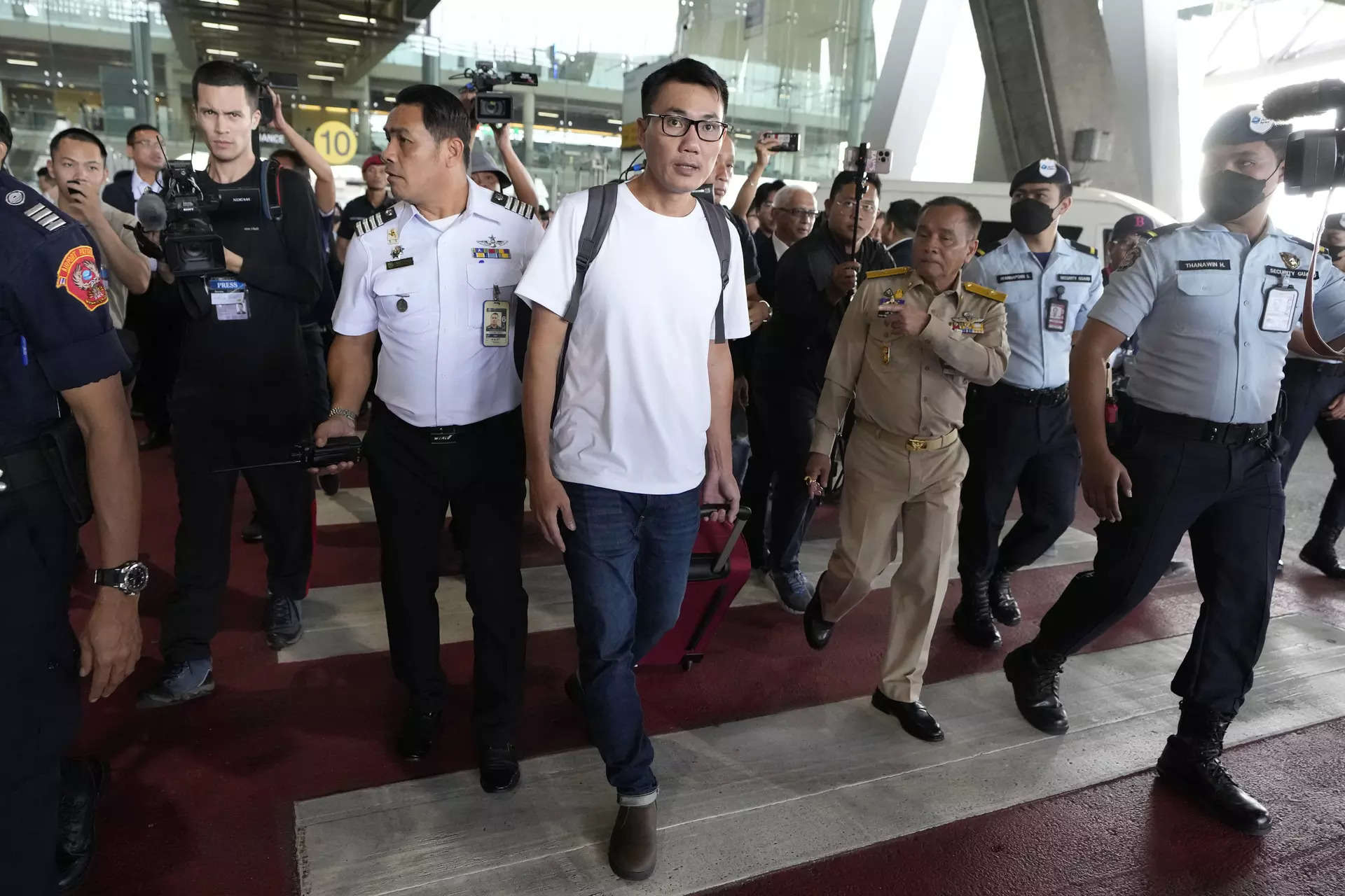 Six more Thai hostages back home from Gaza, says foreign ministry 