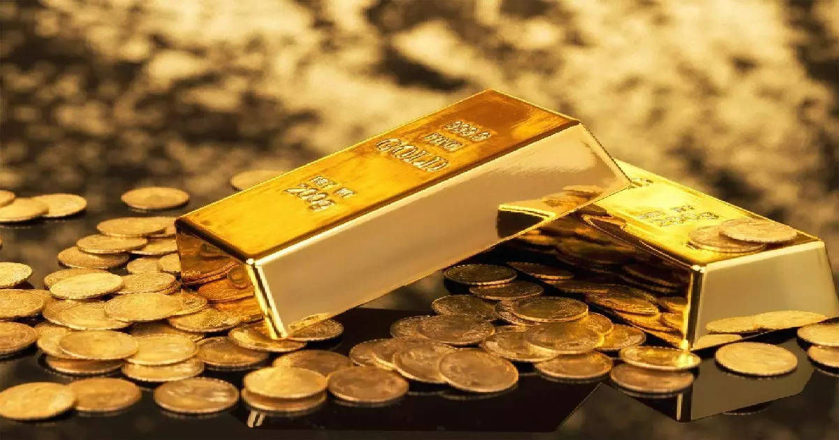 Gold steady ahead of central bank meetings, key US data this week 