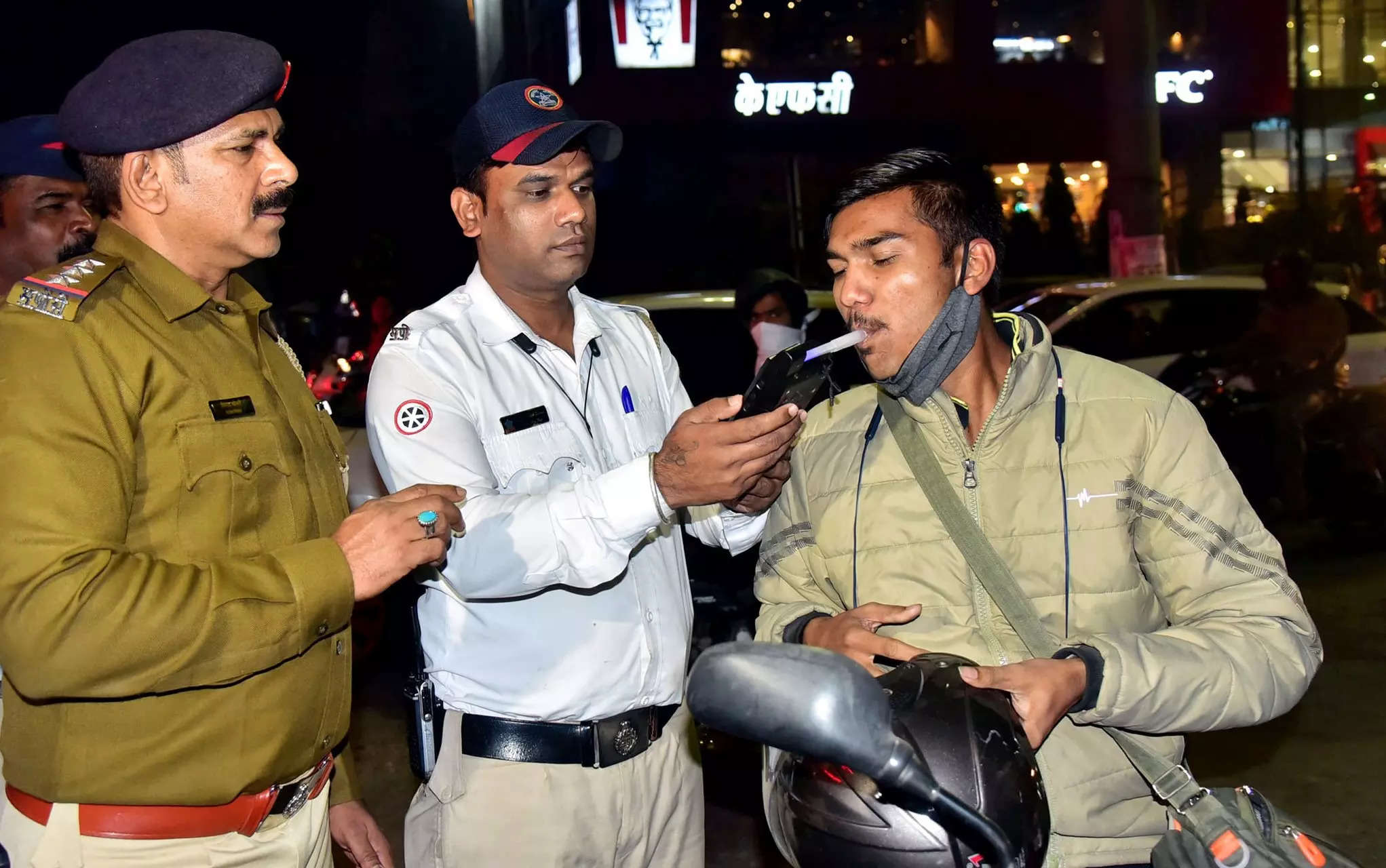 Over 2,700 drunk driving cases filed in Hyderabad during NY celebrations 