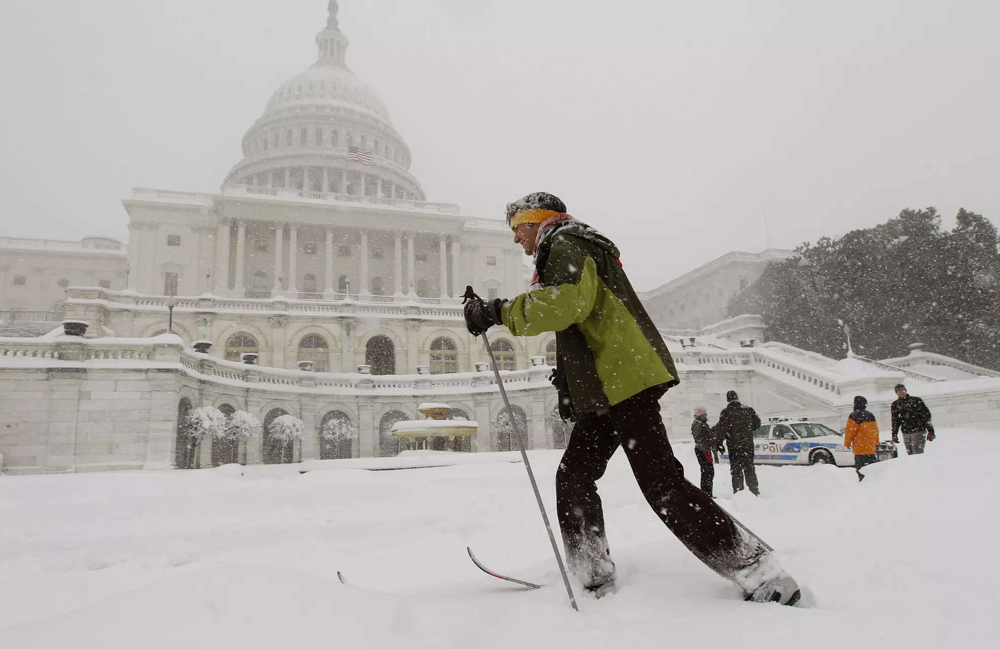 US weather forecast: Flights cancelled; Philadelphia, Washington hit by snow 