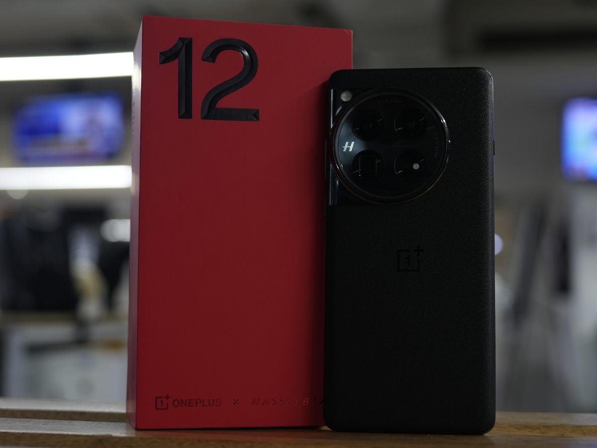 OnePlus just teased the OnePlus 12, and it looks incredible