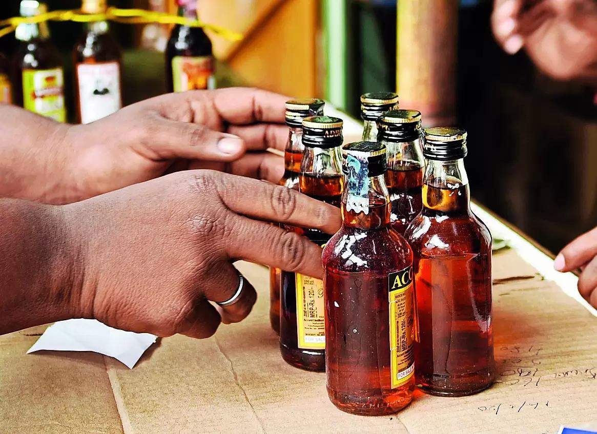 TASMAC announces liquor price hike up to Rs 80 in TN starting February 1 