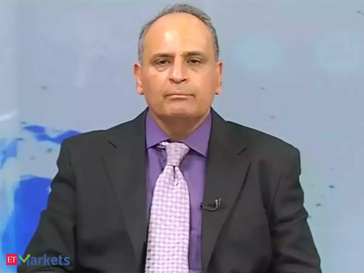 Take some money off PSBs & get into 3 largecap private banks; bullish on 4 stocks in auto space: Sanjiv Bhasin 
