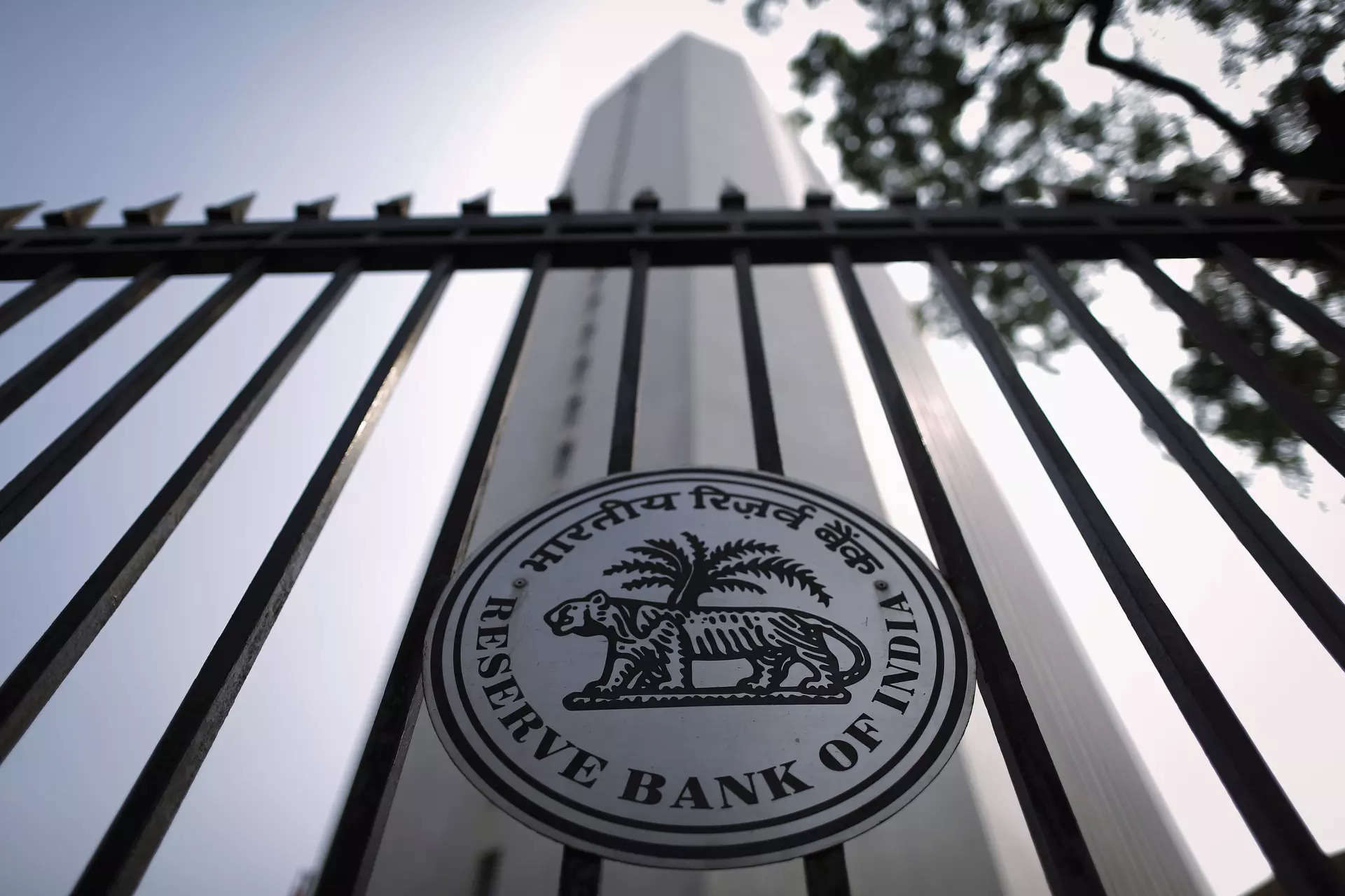 ET Explainer: What RBI's norms on penal charges mean for borrowers 