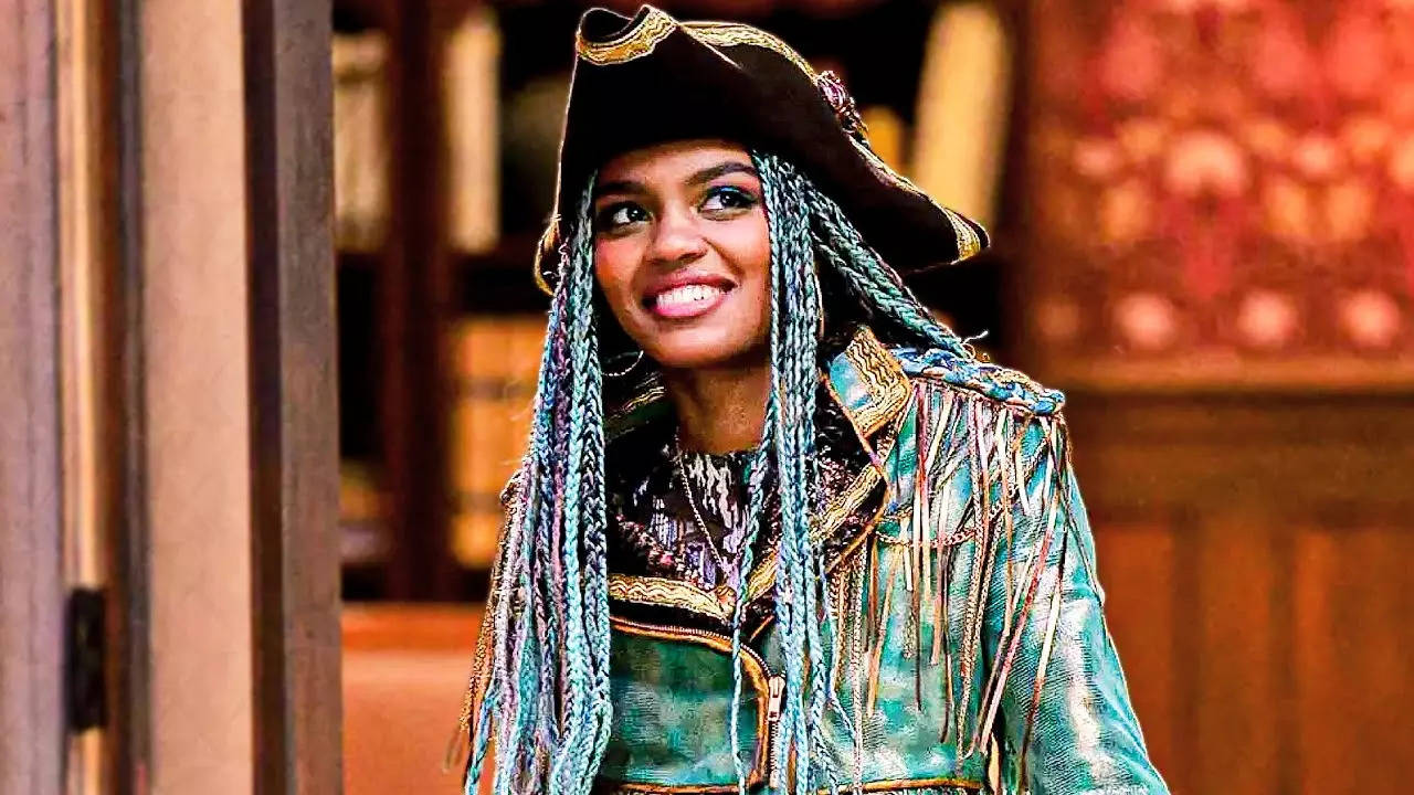 'Descendants: The Rise of Red' Sequel - Know who will be reprising Cindrella’s role 