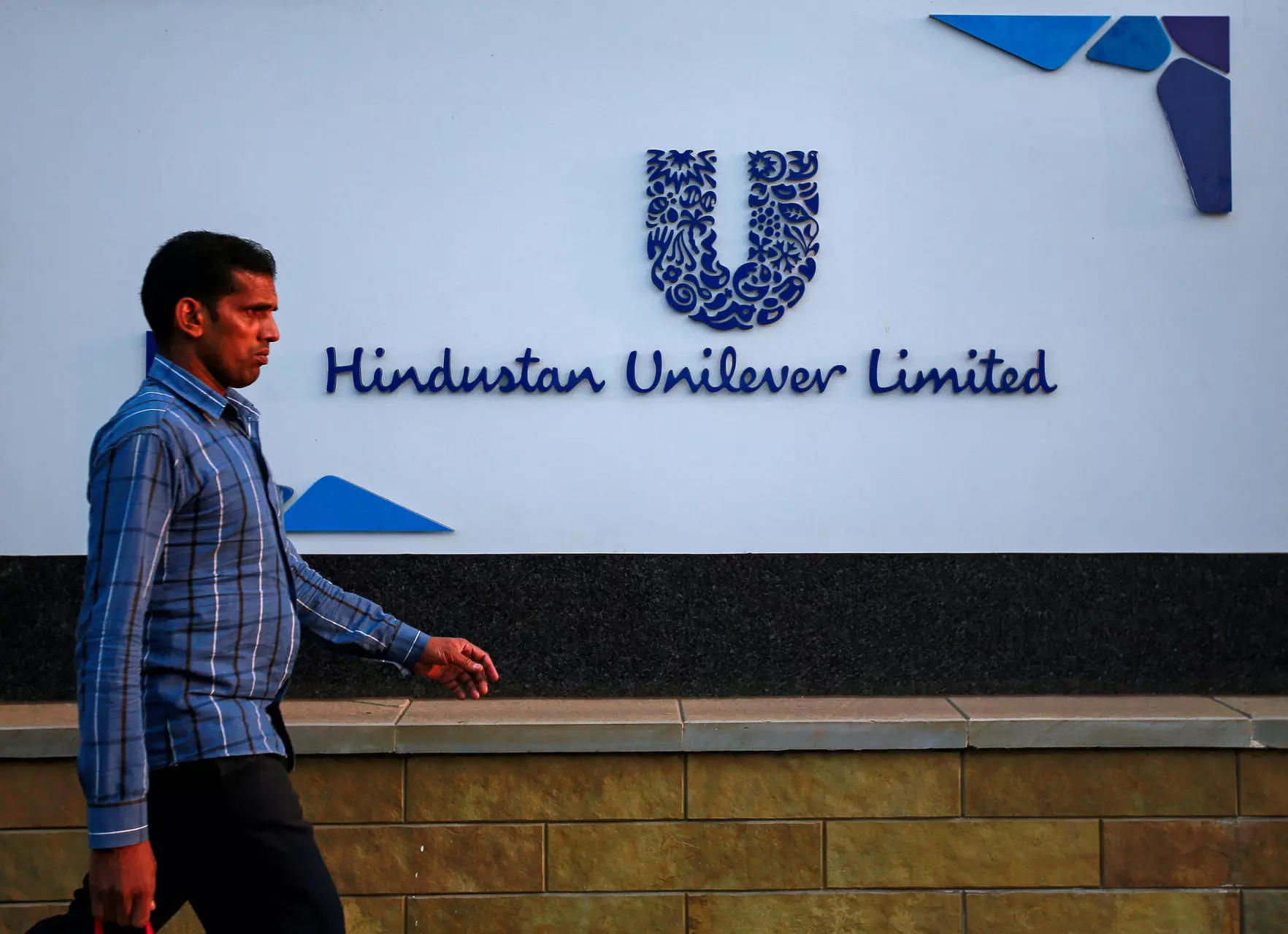 Price cuts in India hit Unilever's growth in soaps, laundry space 