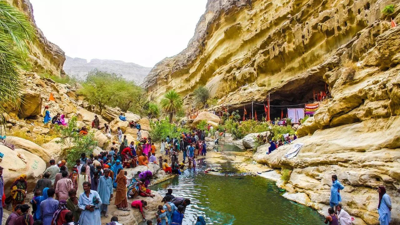 Hinglaj Mata: All about the ancient Hindu temple in Pakistan that's ...