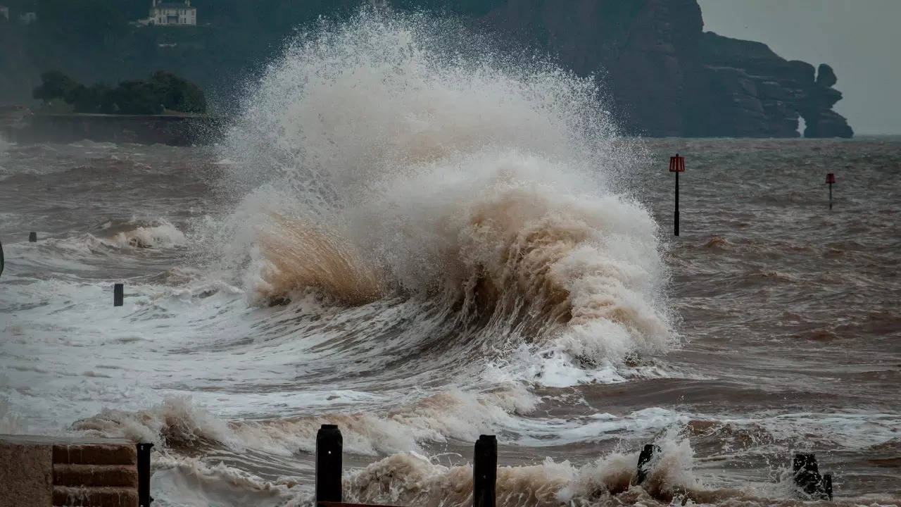 Kallakkadal alert sounded: Coastal parts of Kerala, south Tamil Nadu warned of likely ocean swells 