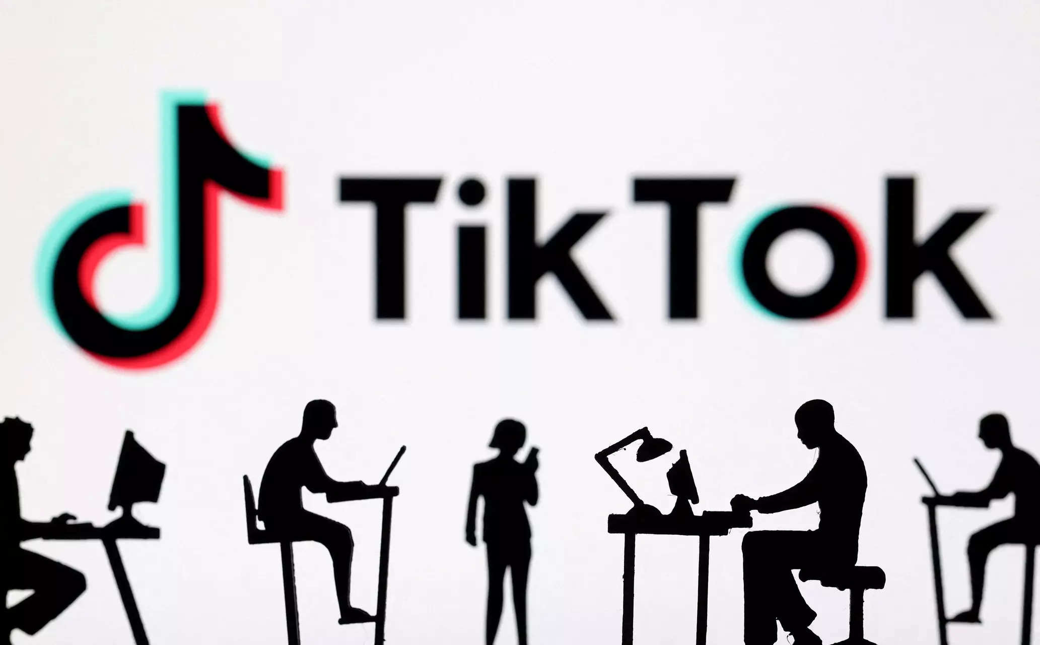 TikTok tells advertisers: ‘We are not backing down’ 