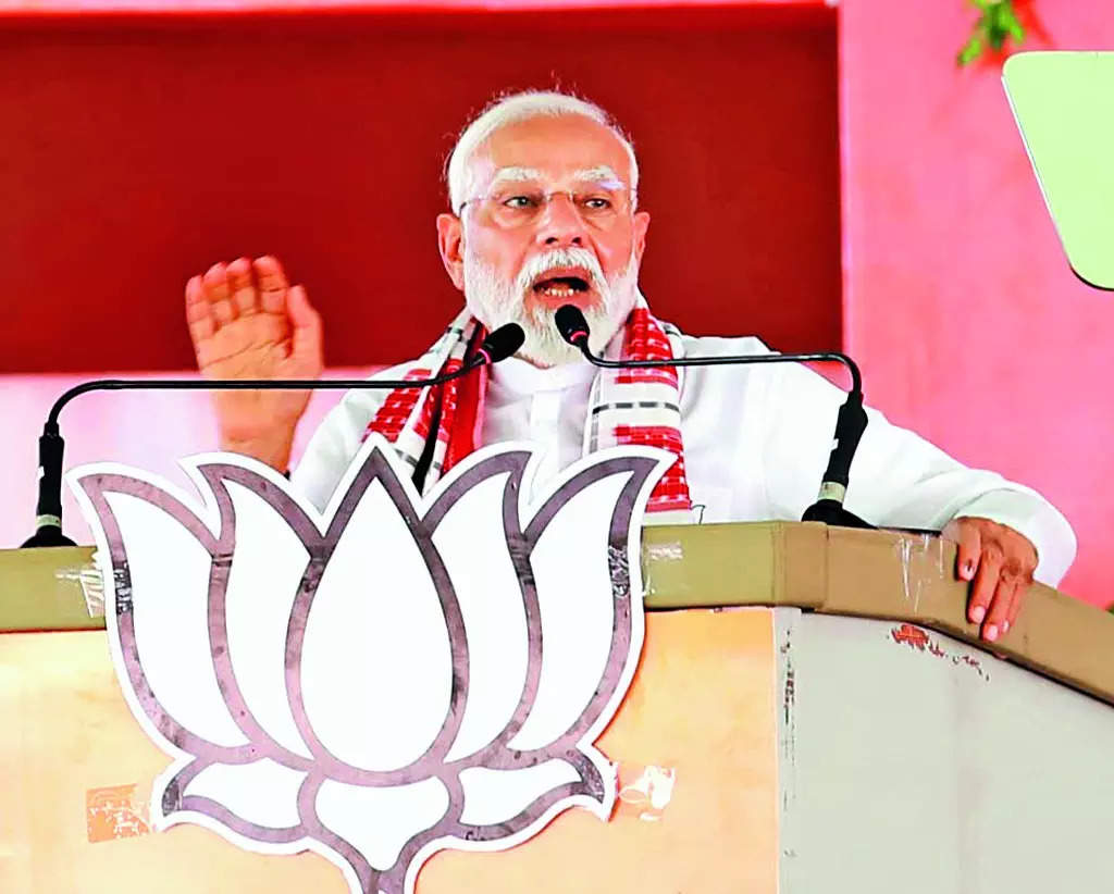 Vote bank politics kept cong from acting against Pakistan: PM Modi 