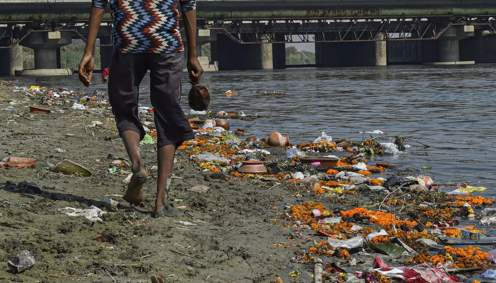 Mumbai's Mithi river woes: Unkept promises lie buried under poll noise 