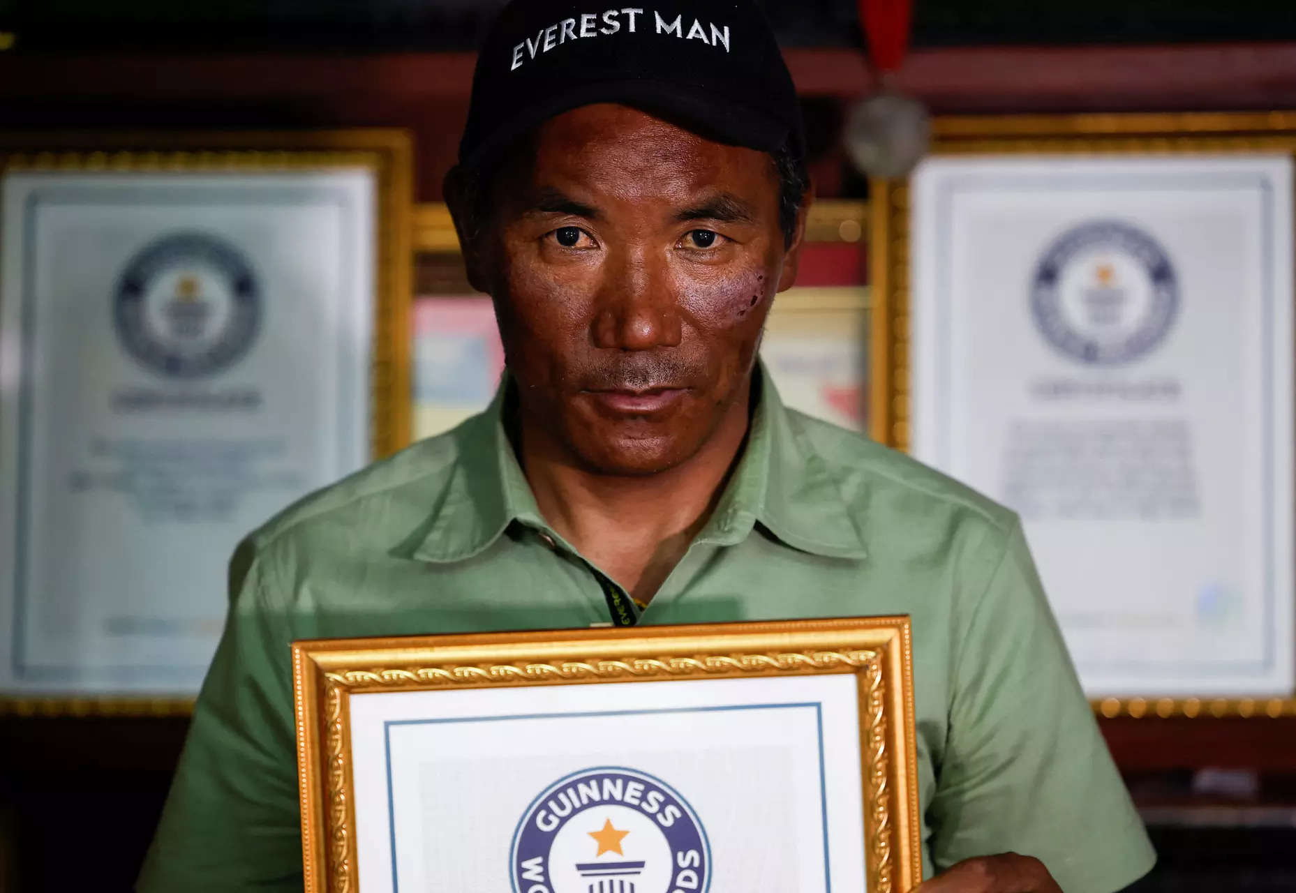 Nepal sherpa scales Everest for record 30th time; two climbers go missing 