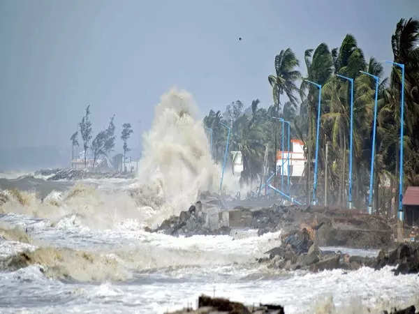 Cyclone Remal hits Bangladesh coast as authorities evacuate over 8 lakh people 