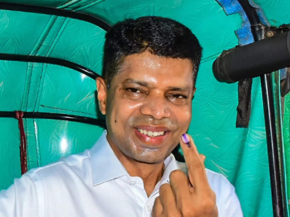 VK Pandian claims BJD to win 115 Odisha assembly seats, 15 Lok Sabha constituencies 