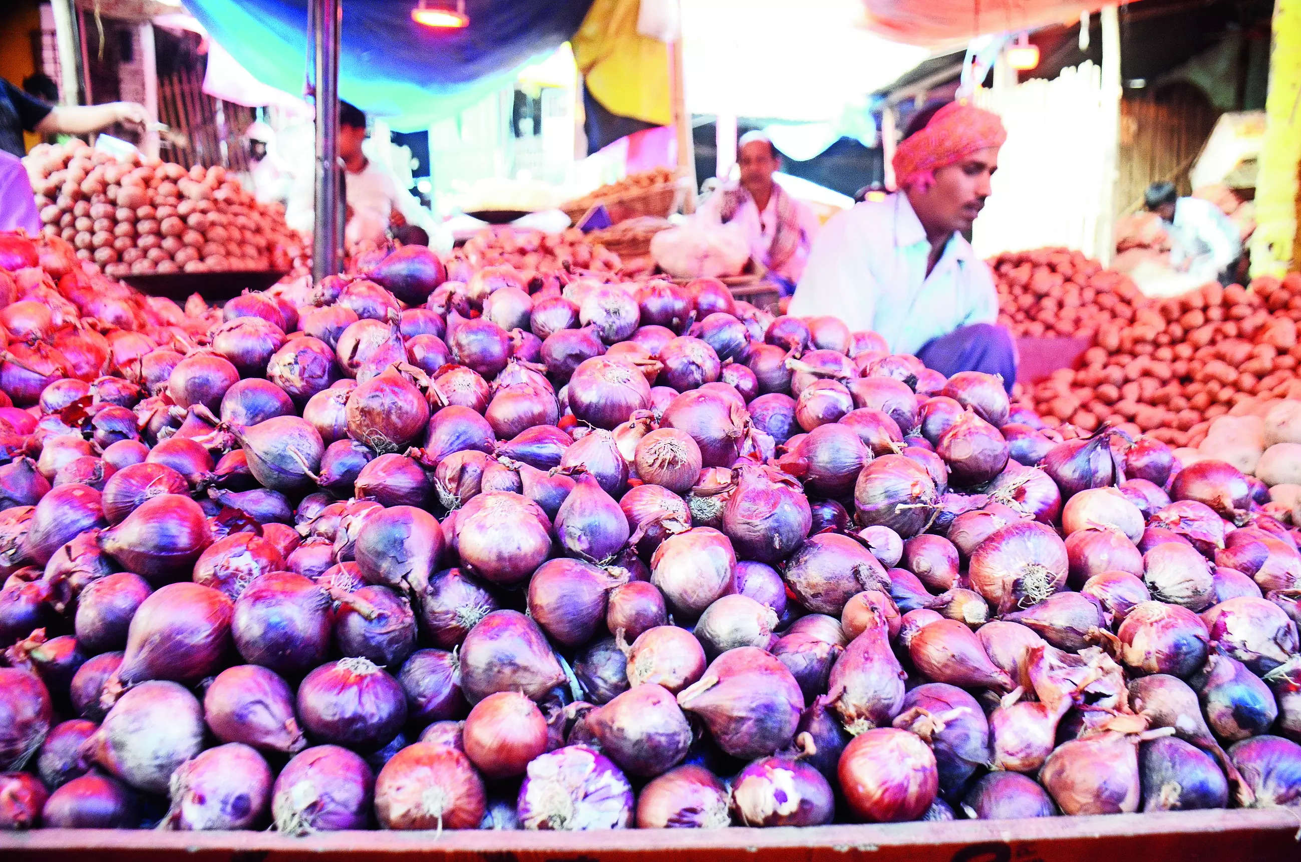 Onion prices on the boil as arrivals slow, demand picks up 
