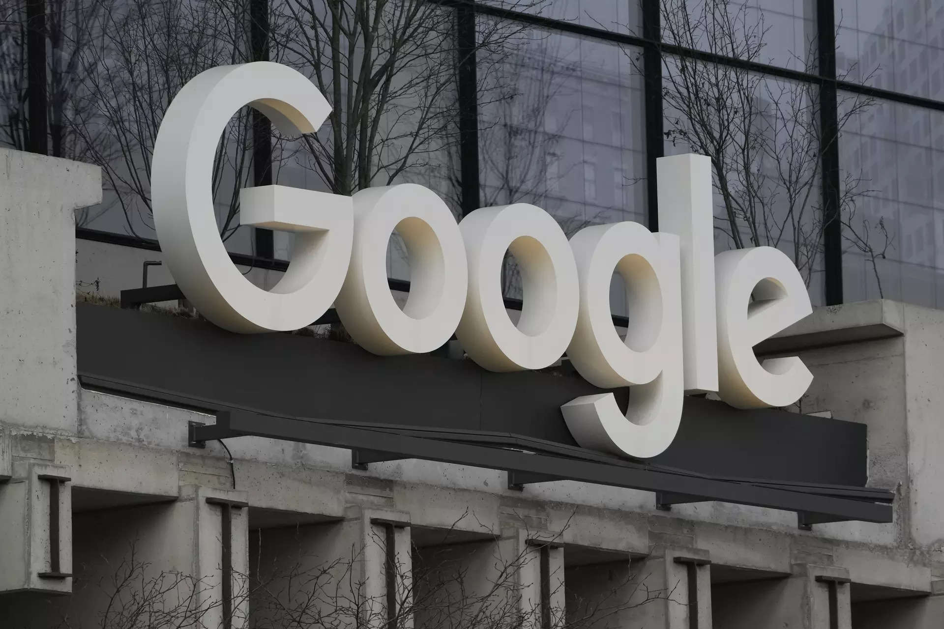 Google loses bid to end US antitrust case over digital advertising 