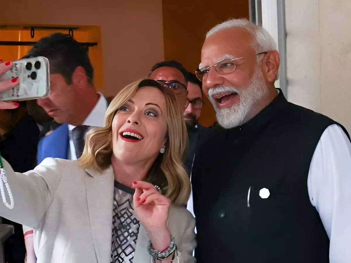 'Melodi' moment again: Italian PM Meloni clicks selfie with PM Modi at G7 Summit 