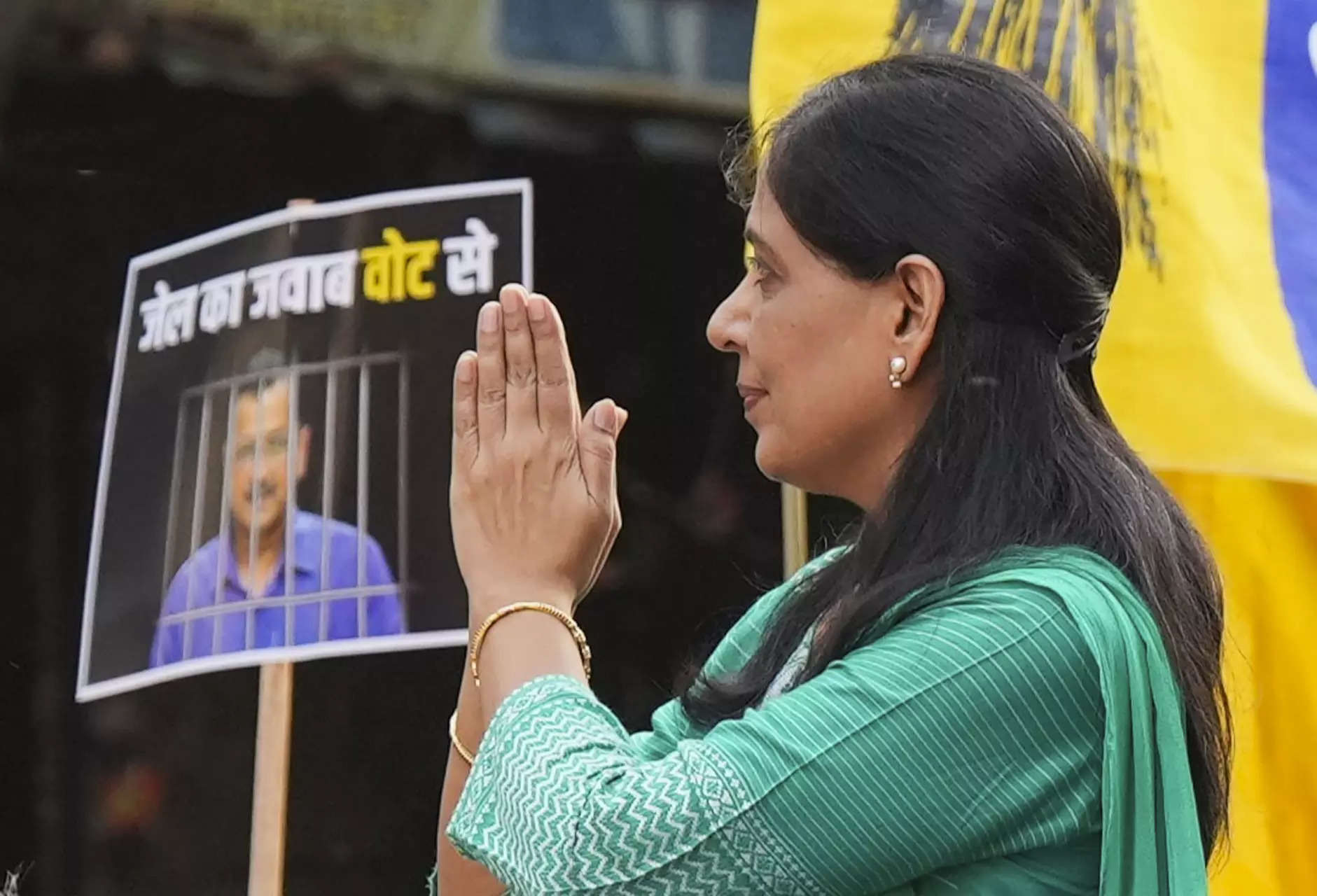 Delhi HC orders Sunita Kejriwal to take down video recording of court proceedings in excise policy case 