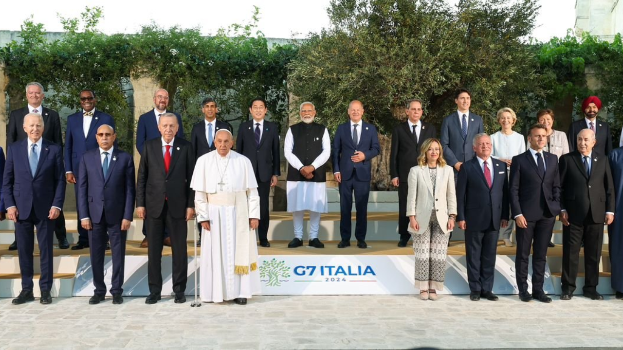 Modi seizes center stage at G-7 to ambush Biden, Trudeau 