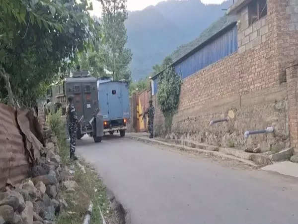 A day after Amit Shah's security meeting, encounter breaks out in Bandipora 
