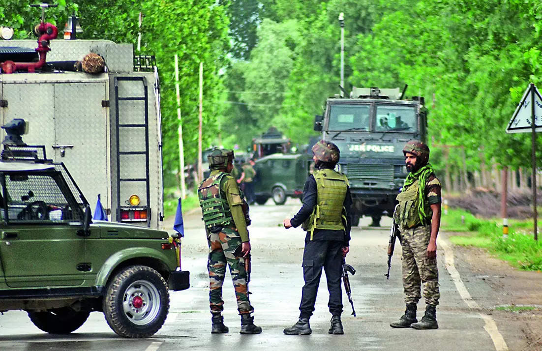 Two unidentified militants killed in an encounter in Sopore 