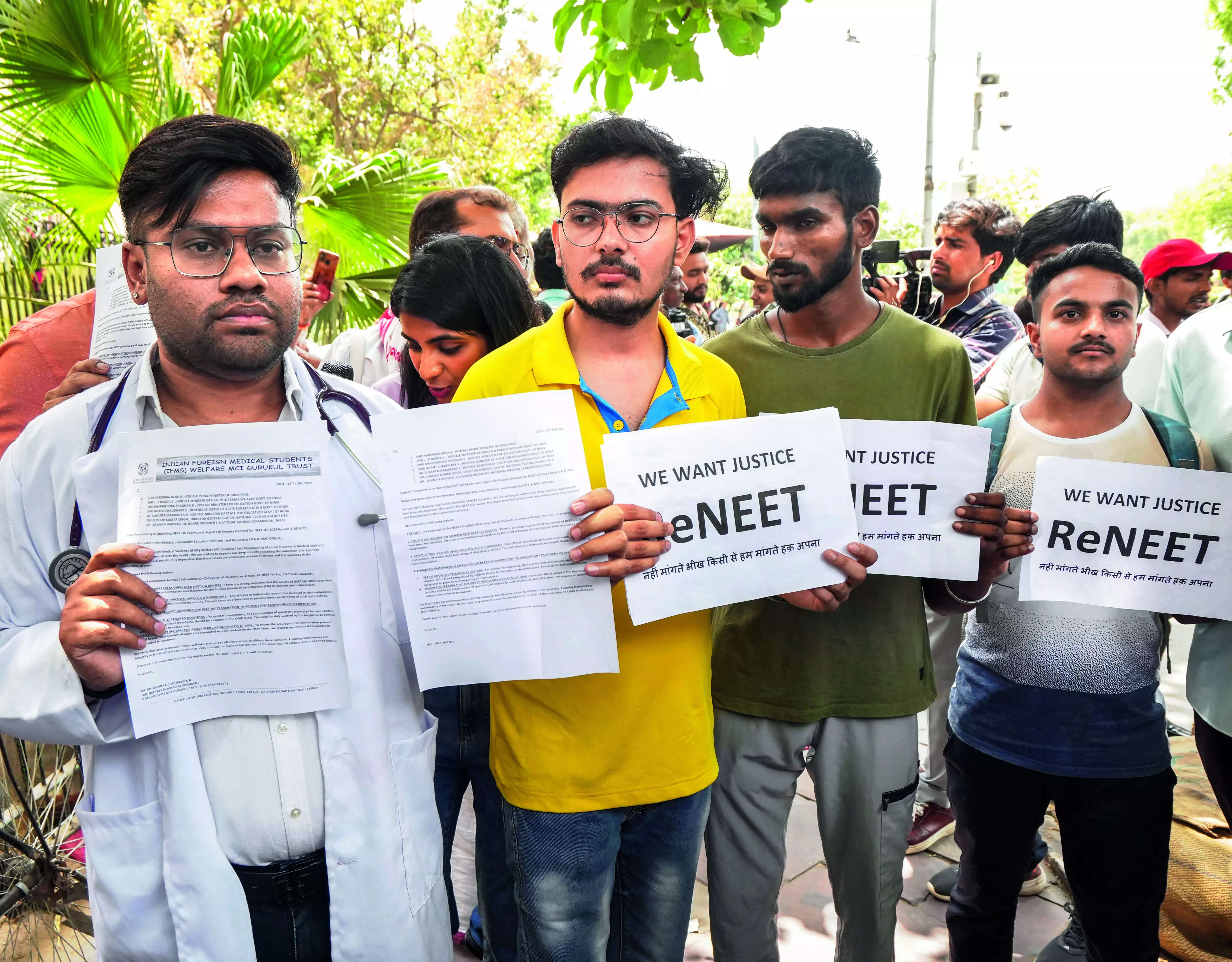 NEET Paper Leak: Bihar mastermind confesses to selling question paper for Rs 30-32 lakh, 4 students arrested 