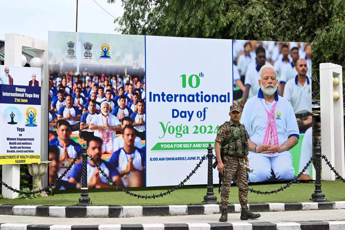International Yoga Day: Even pregnant women not spared, alleges Mufti on J-K employees being forced to take part 