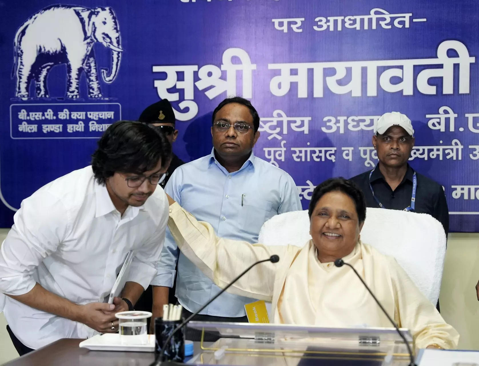 Mayawati reverses decision; reinstates nephew Akash Anand as political heir 