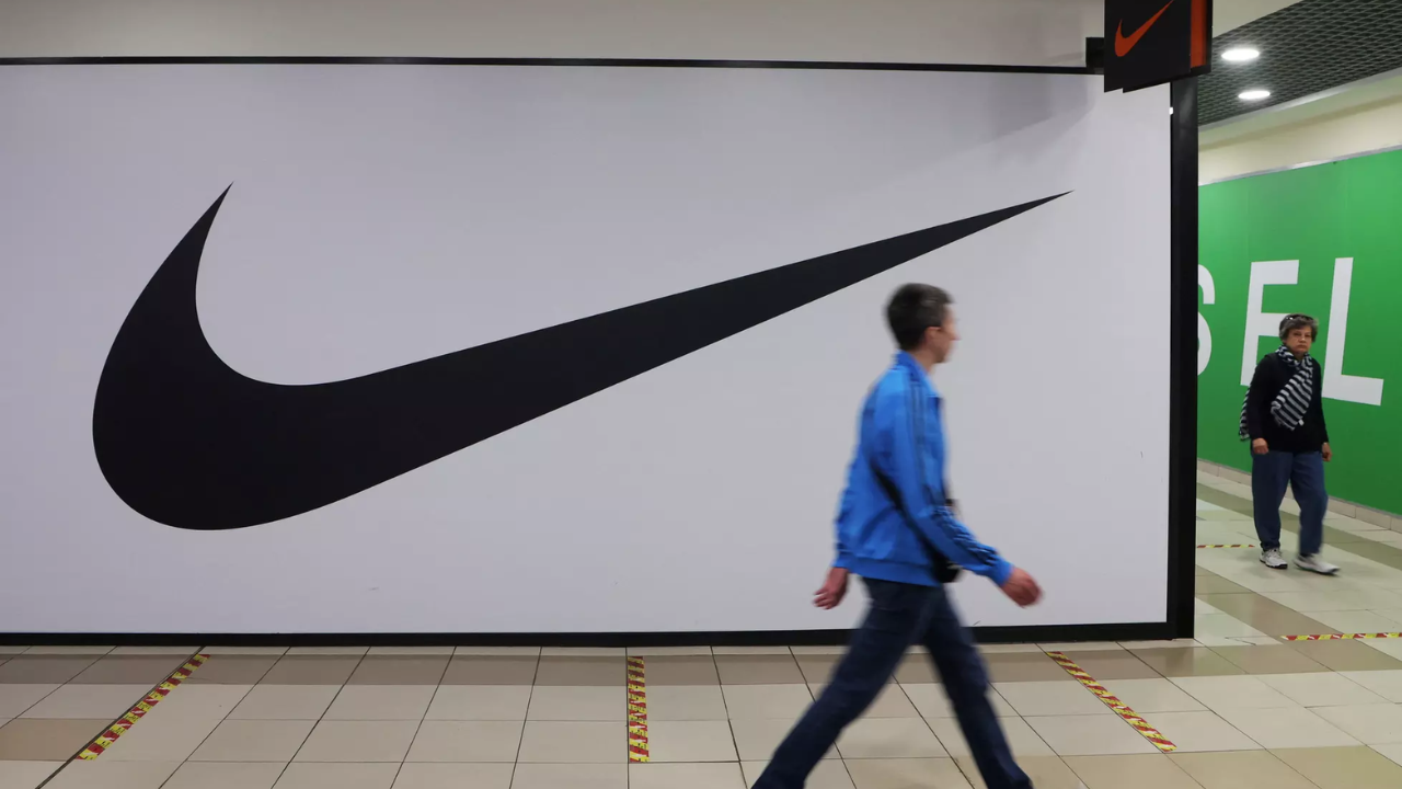 Nike stock plunges as gloomy sales forecast fans growth concerns 
