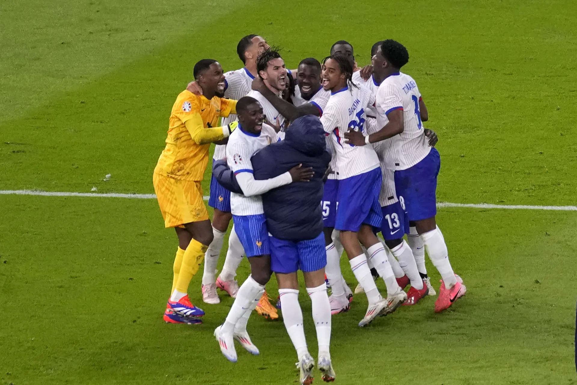 France find redemption from the penalty spot to dump Portugal out of Euros 