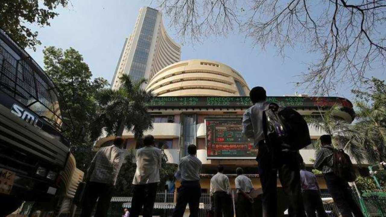 Sensex Today | Stock Market LIVE Updates: GIFT Nifty signals a negative start; Asian shares firm 
