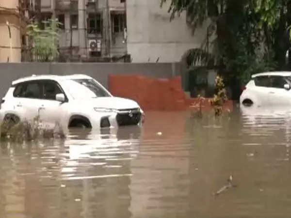 Mumbai University cancels exams scheduled for today due to heavy rains 