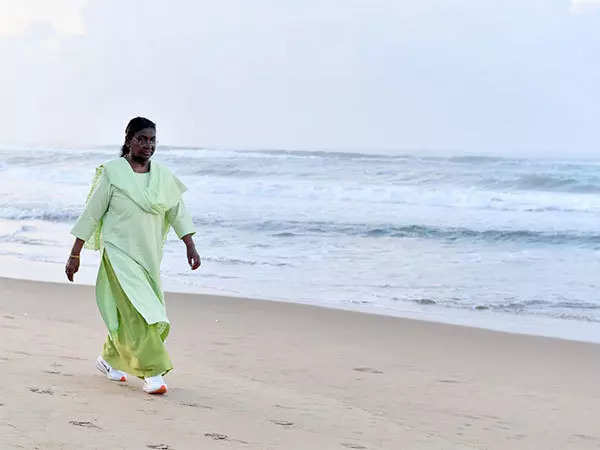 President Droupadi Murmu takes stroll on Puri beach, stresses need to protect, conserve environment 