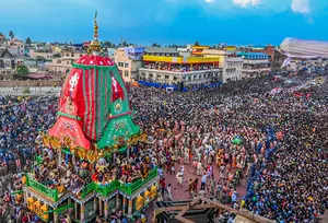 Two dead, over 130 injured during Rath Yatra in Odisha 