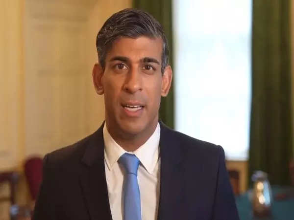 Rishi Sunak makes apology calls to ex-MPs after UK election debacle 