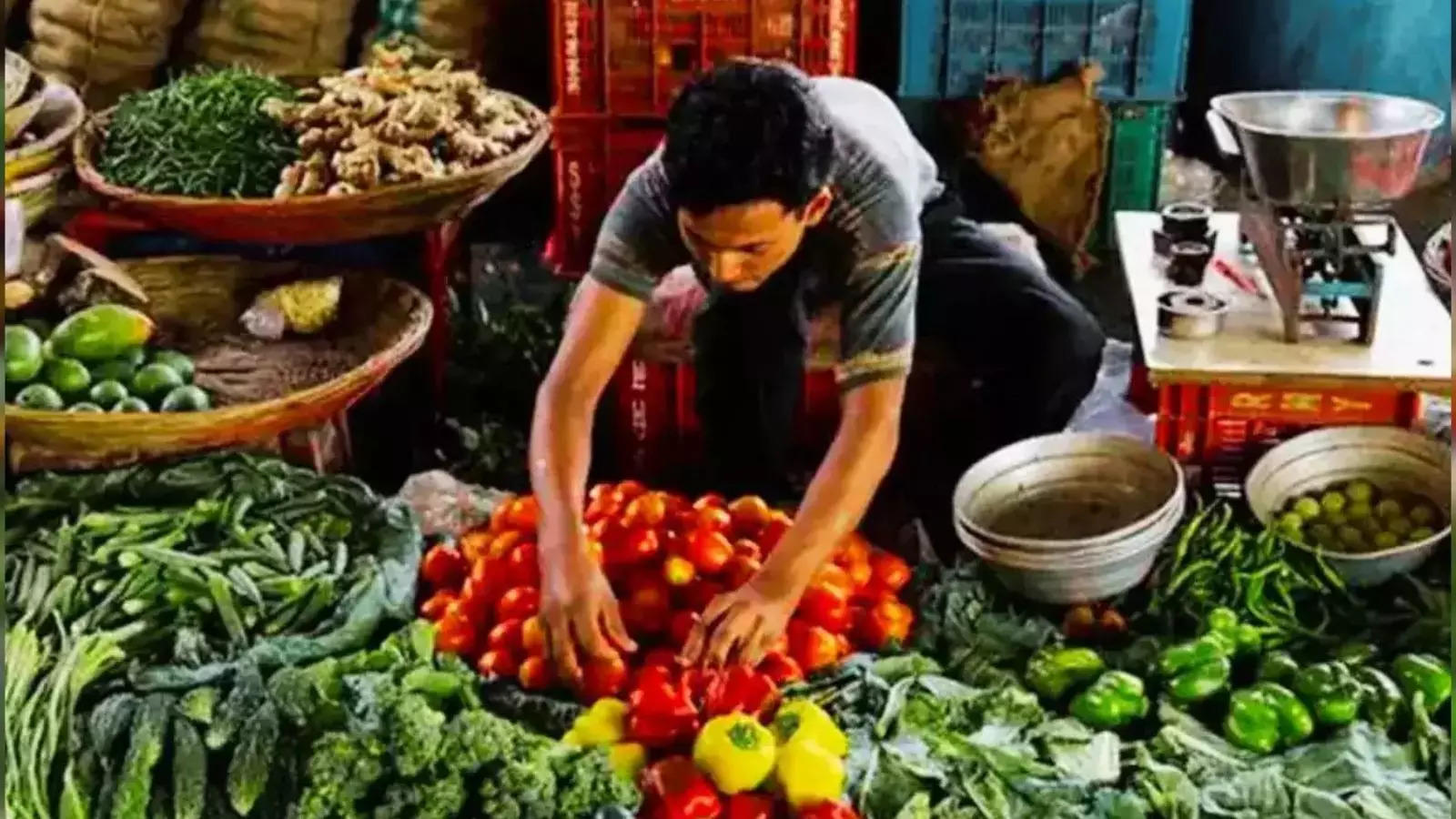 June retail inflation may remain unchanged at 4.7% 