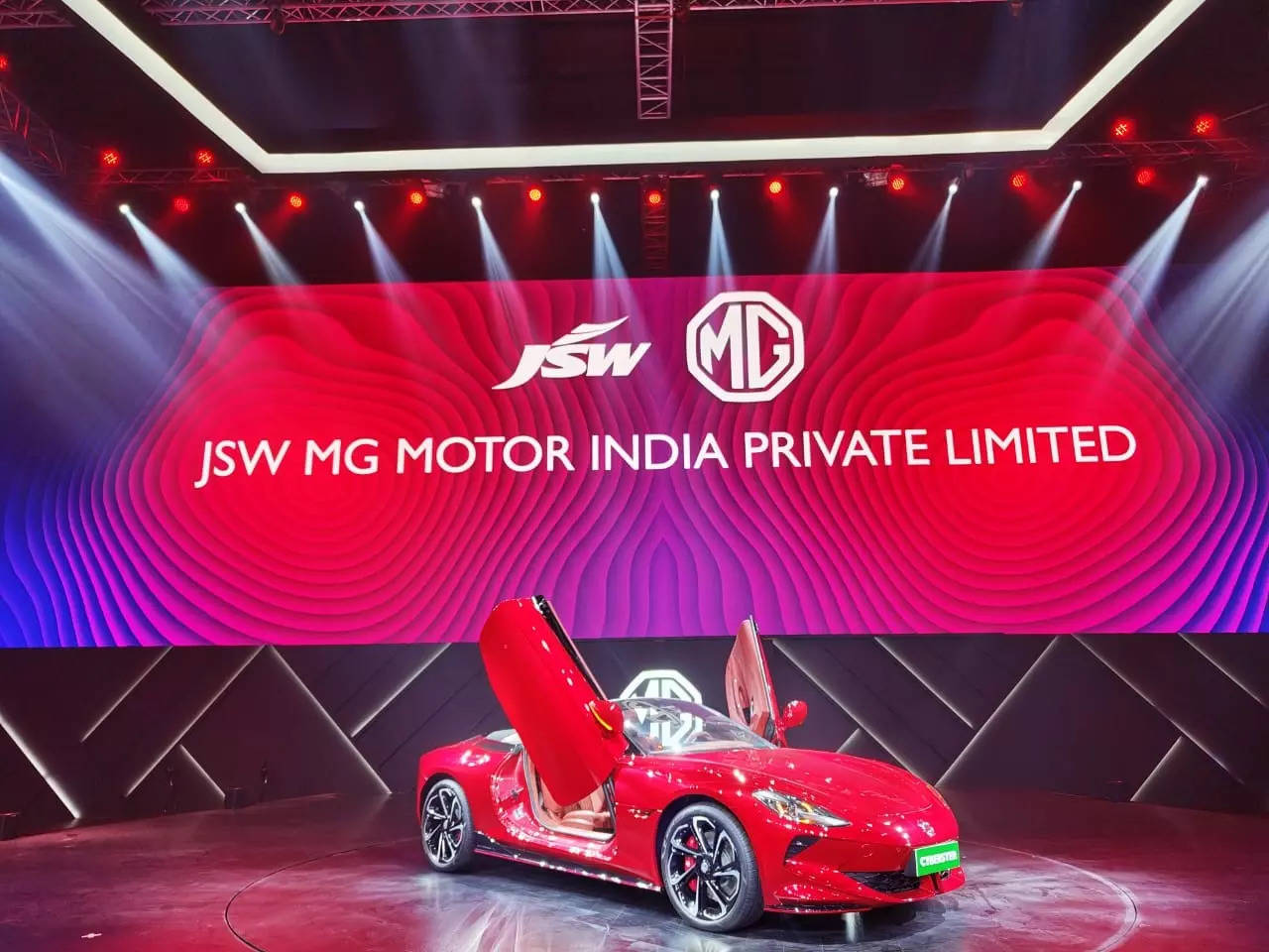 JSW MG Motor joins hands with Shell for EV charging infra 