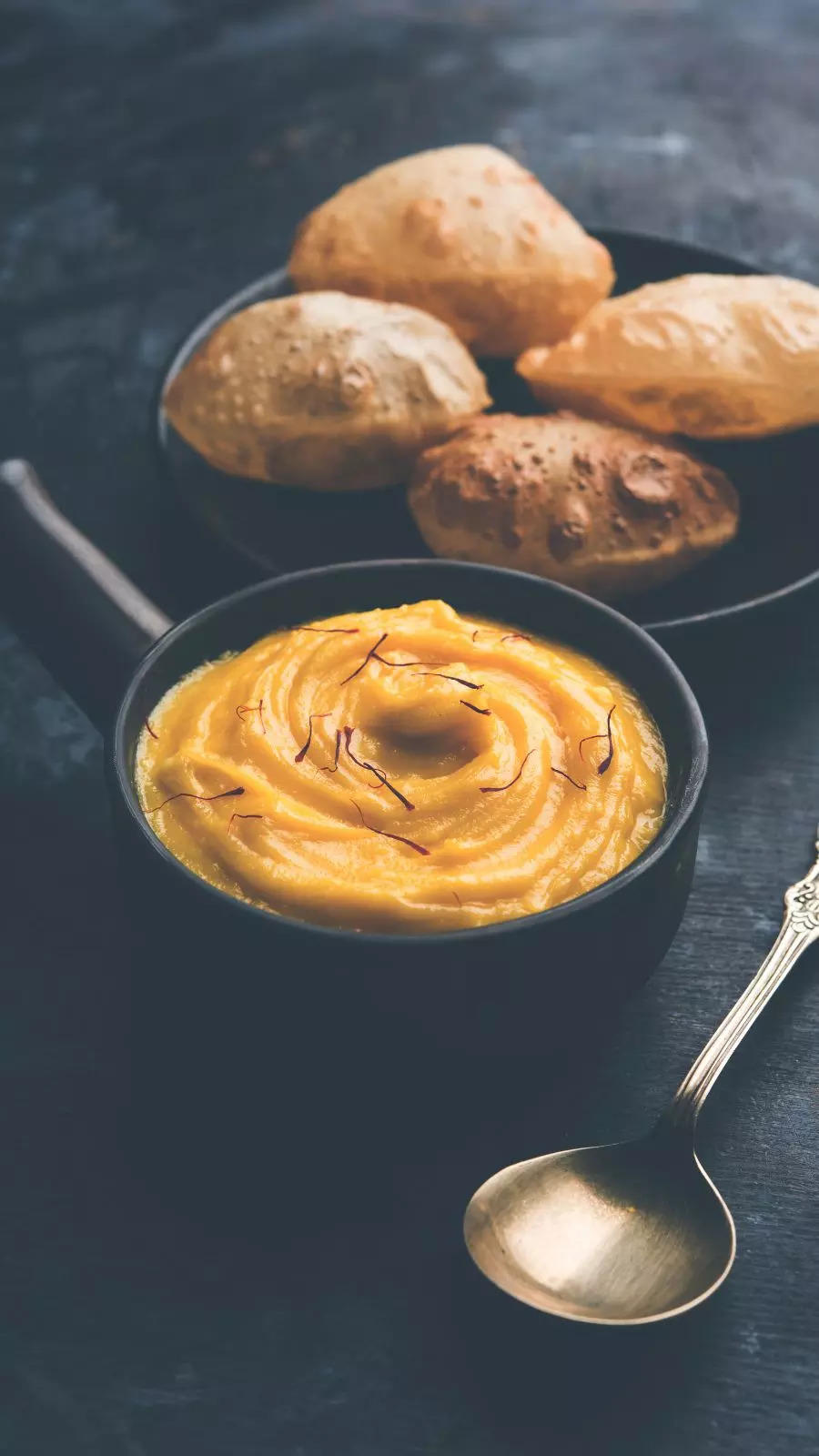 8 delicious mango desserts from all over India 