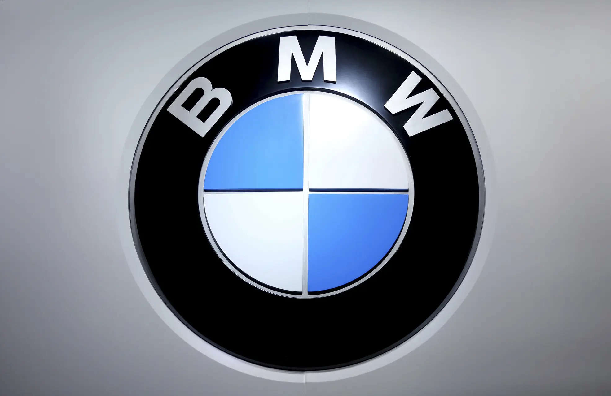 BMW to recall more than 390,000 vehicles in US over faulty airbag inflators 