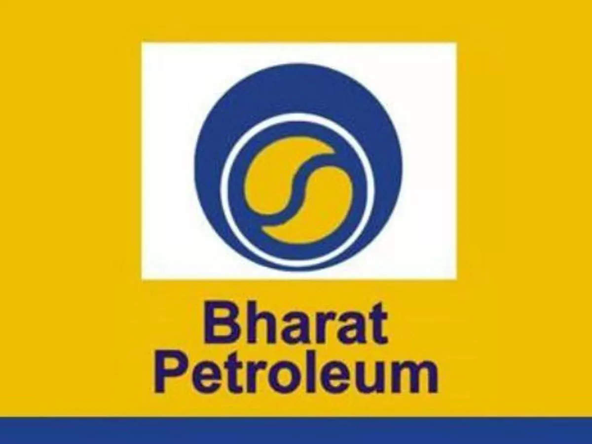 Bharat Petroleum Corporation Share Price Live Updates: Bharat Petroleum Corporation  Closes at Rs 300.35 with -1.07% 1-Month Return 